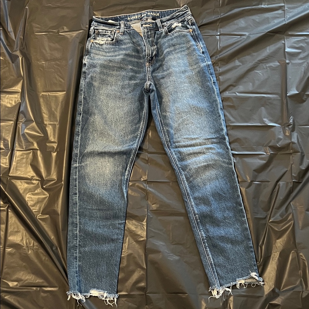 American Eagle High Rise Blue Jeans